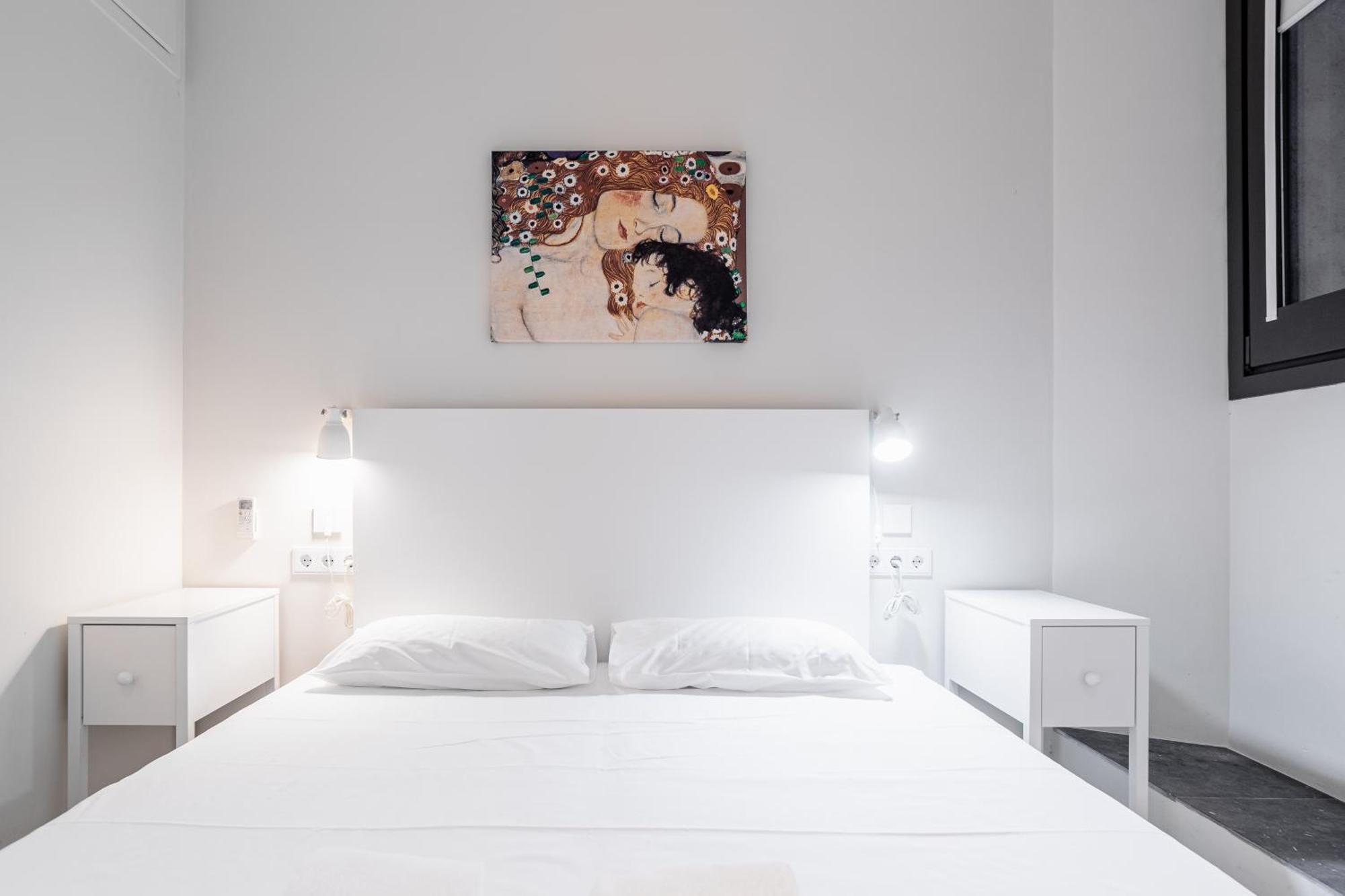 Apt 8 Geranio Girona Exterior photo